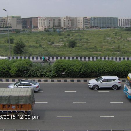 Airport Hotel Paradise International New Delhi Buitenkant foto