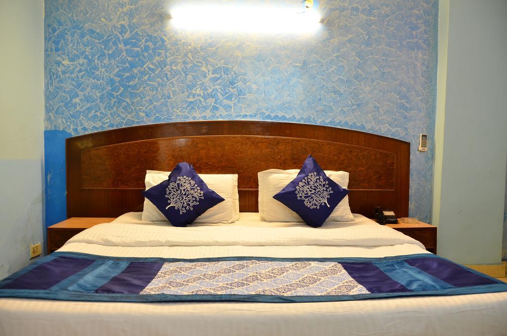 Airport Hotel Paradise International New Delhi Kamer foto