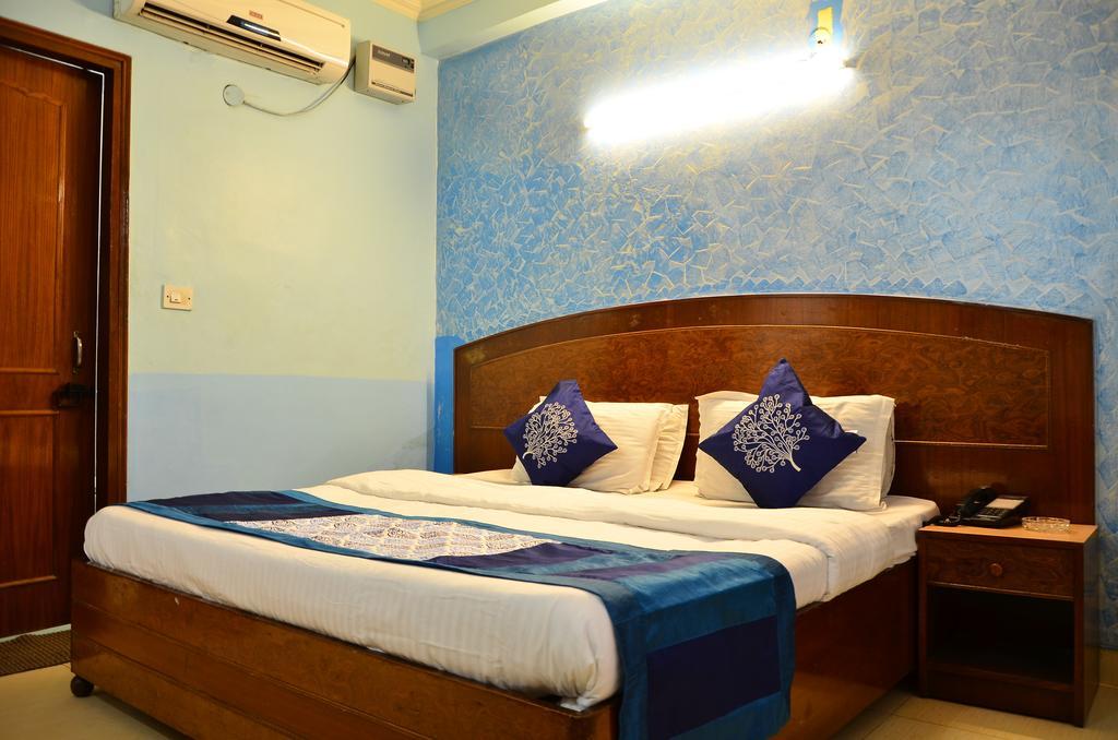 Airport Hotel Paradise International New Delhi Kamer foto